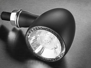 ملحق إضاءة الدراجة النارية Kuryakyn 2555: Kellermann Bullet 1000 DF ، إشارة تشغيل / انعطاف LED خلفية / ضوء وامض / ضوء الفرامل ، أحمر / أحمر / كهرماني ، أسود ساتان ، عبوة من 1